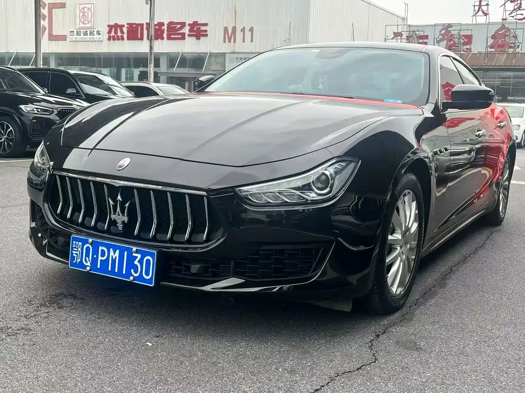 MASERATI GHIBLI