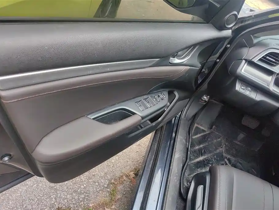 Honda Civic 2019 220TURBO CVT VI