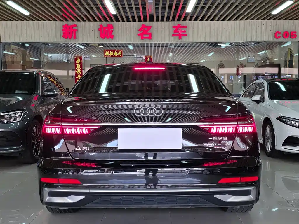 Audi A6L 2023 55 TFSI quattro Premium