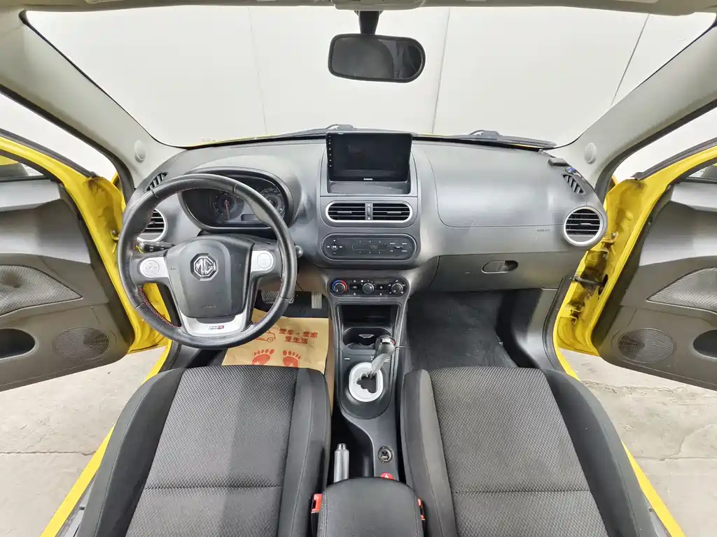 MG 3 2014 1.3L AMT Comfort
