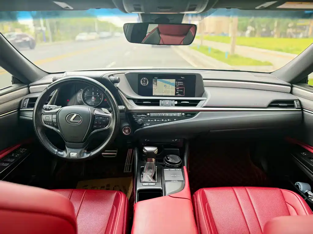Lexus ES — миниатюра 14