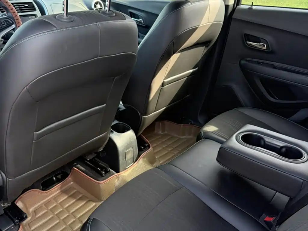 Chevrolet Trax — миниатюра 14