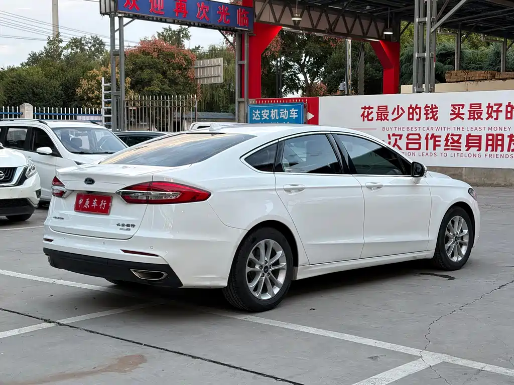 Ford Mondeo — миниатюра 18