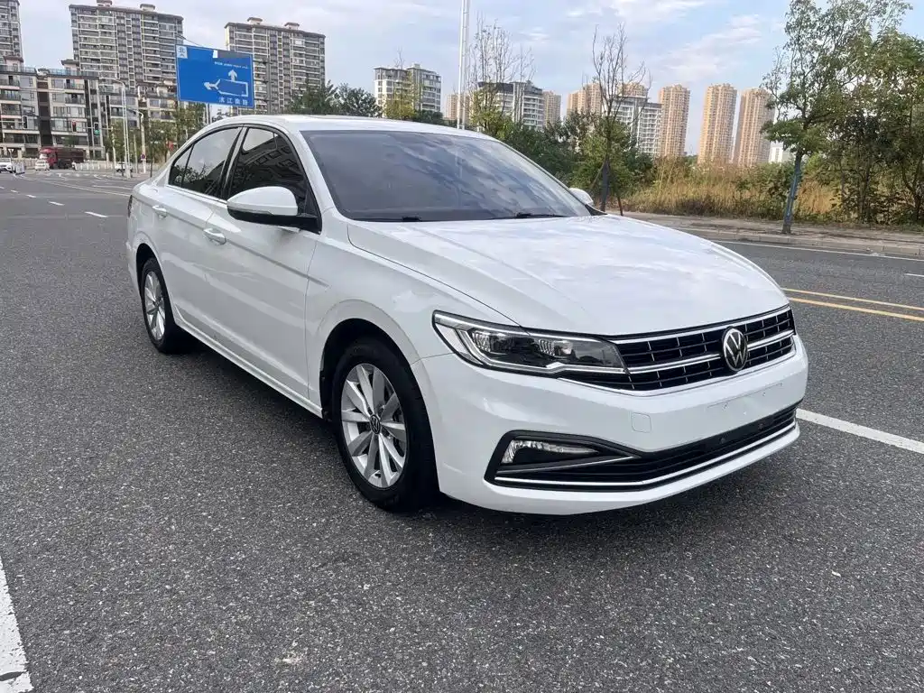 Volkswagen Bora — миниатюра 3