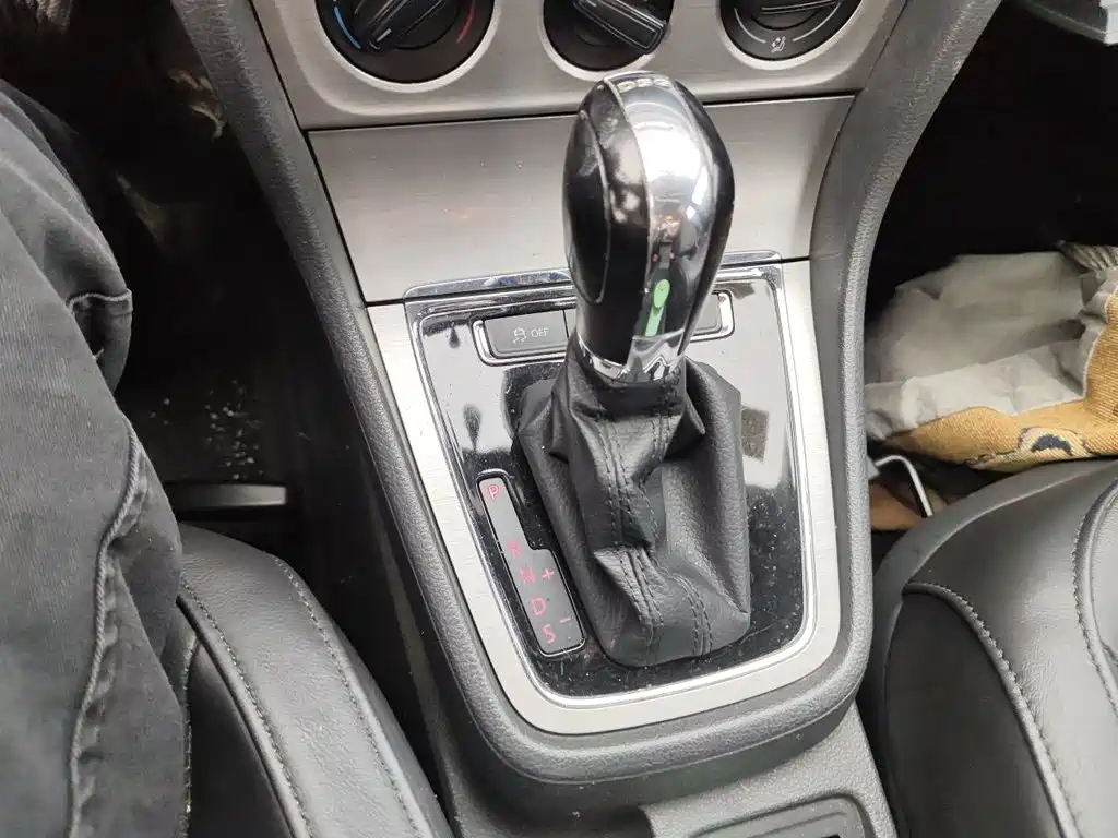 Volkswagen Lavida — миниатюра 15