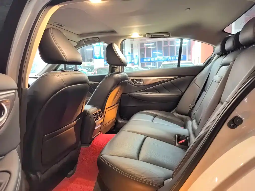 Infiniti Q50L — миниатюра 5