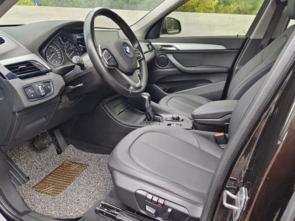 BMW X1 — миниатюра 6