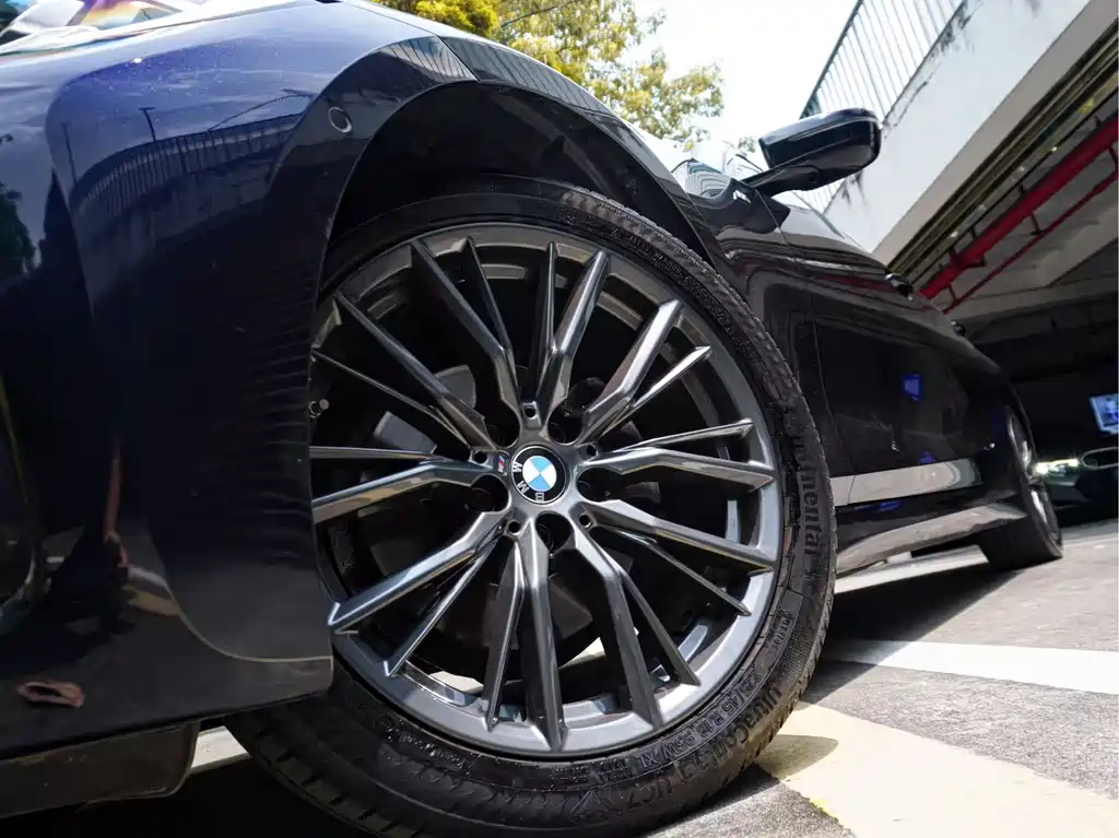 BMW 3 Series — миниатюра 7