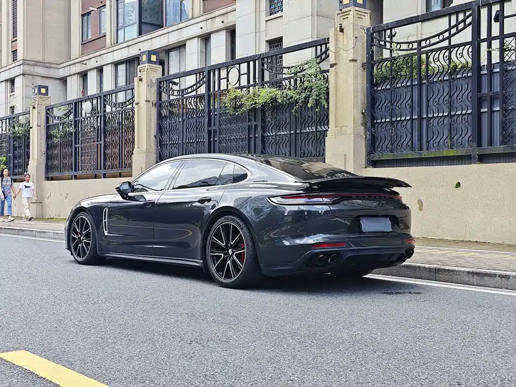 Porsche Panamera — миниатюра 5