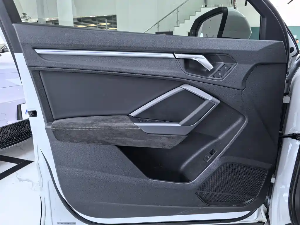 Audi Q3 Sportback — миниатюра 4