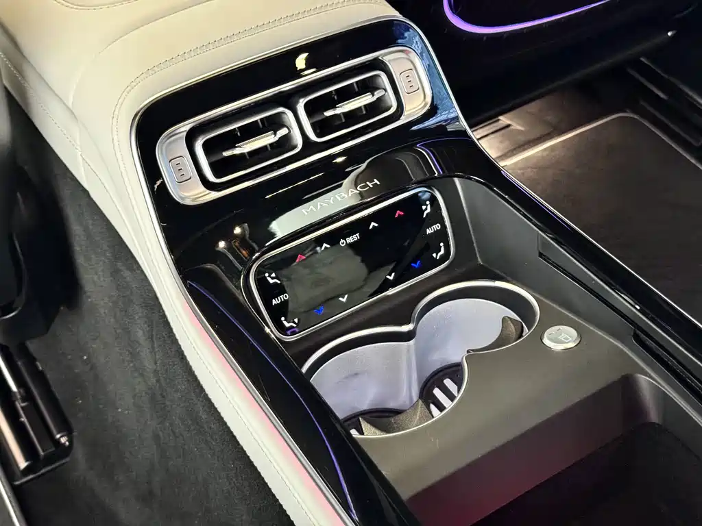 Mercedes-Benz Maybach S-Class S 680 4MATIC 匠心高定首发版双色, фото 21