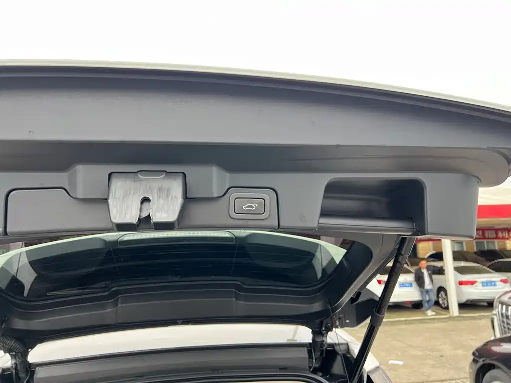 Land Rover Evoque (Import) — миниатюра 24