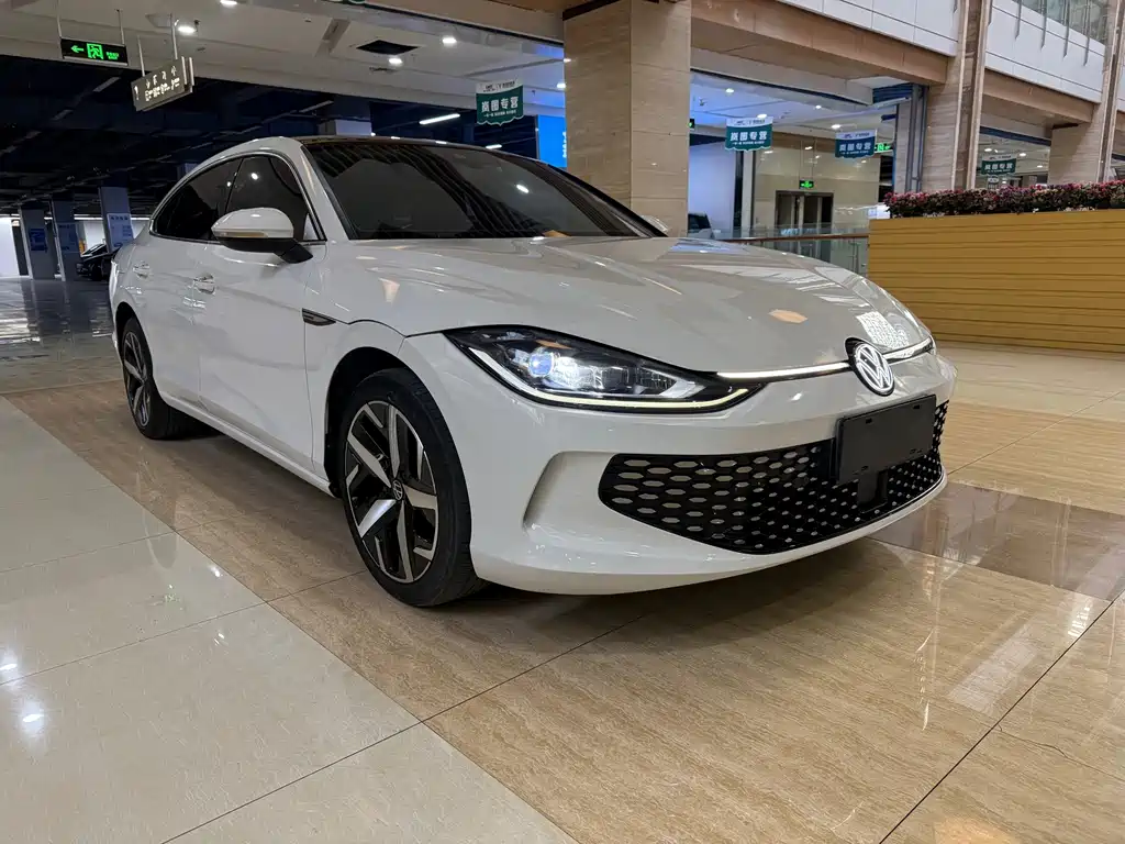 Volkswagen Lamando — миниатюра 2