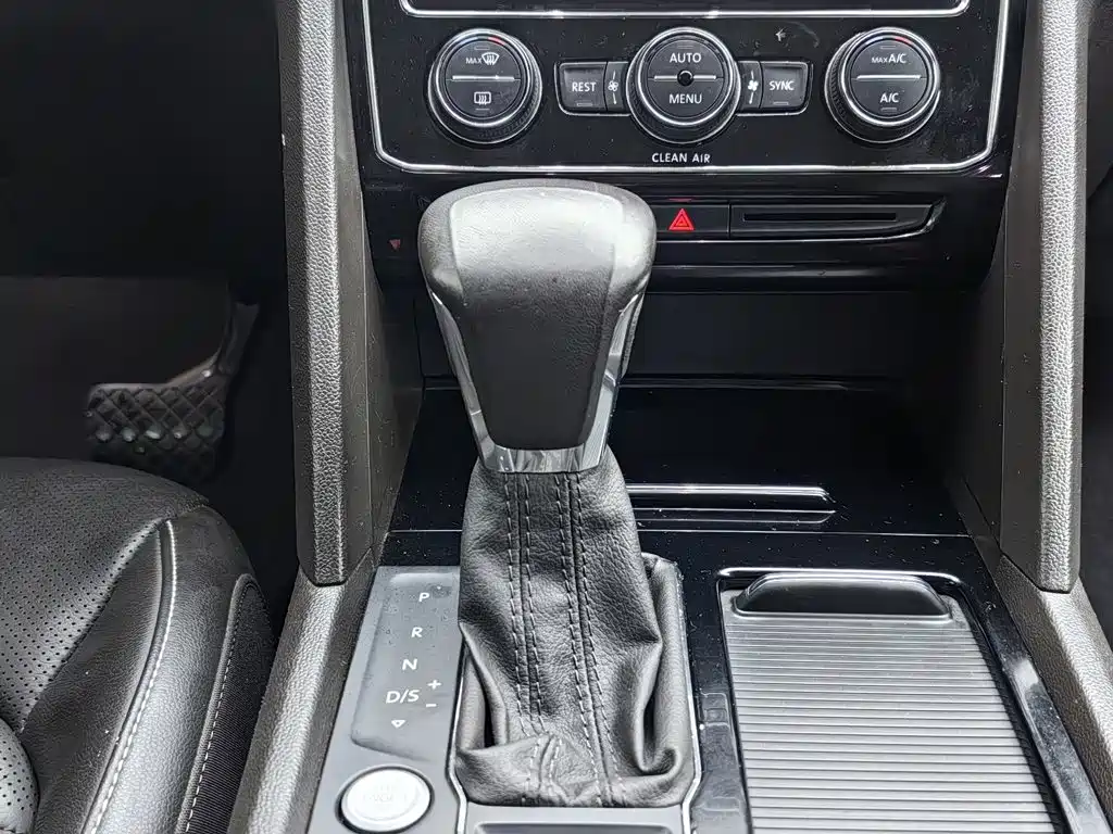 Volkswagen Teramont — миниатюра 13