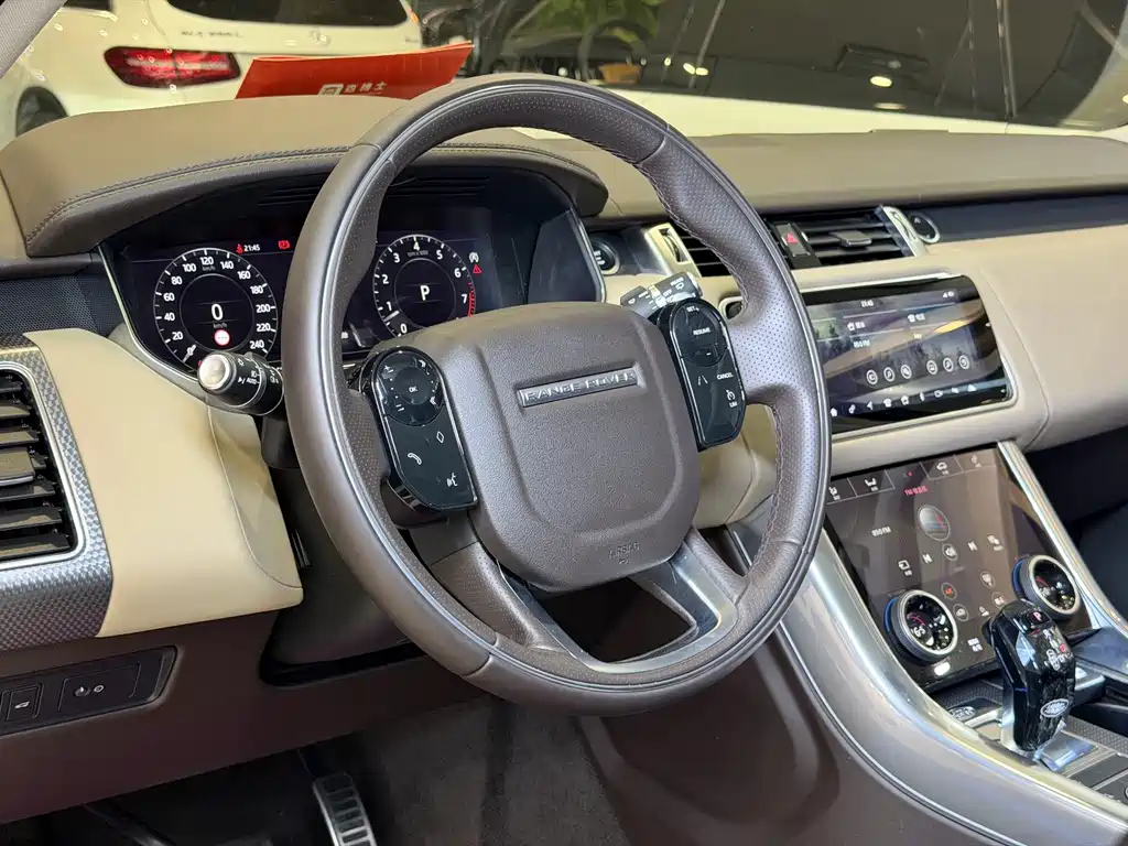 Land Rover Sport — миниатюра 7