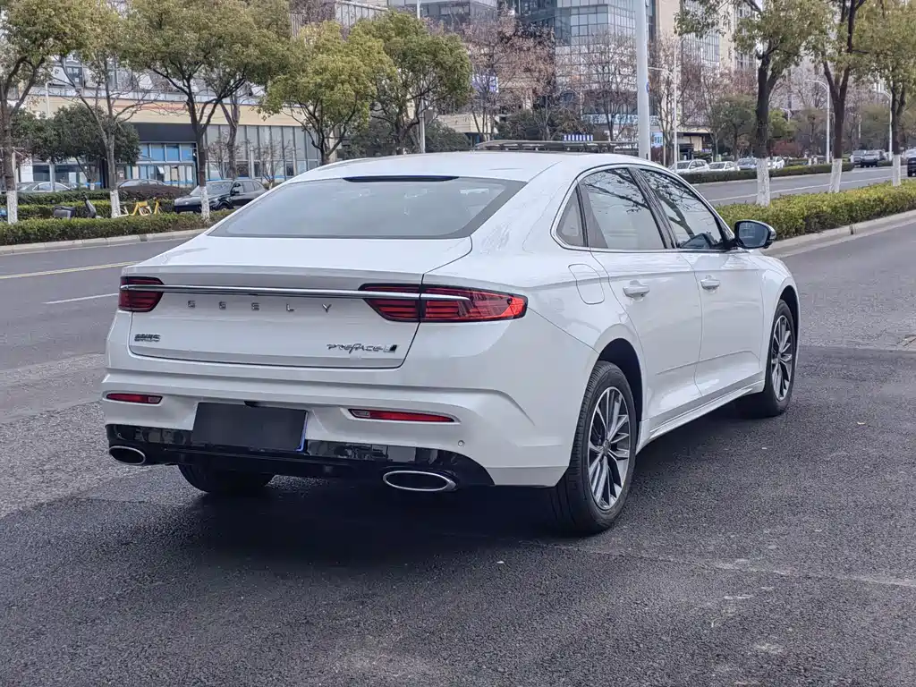 GEELY AUTOMOBILE XINGRUI