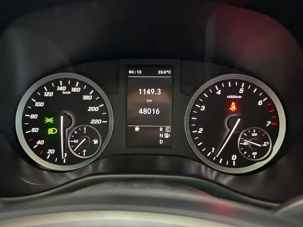 Mercedes-Benz Vito — миниатюра 10