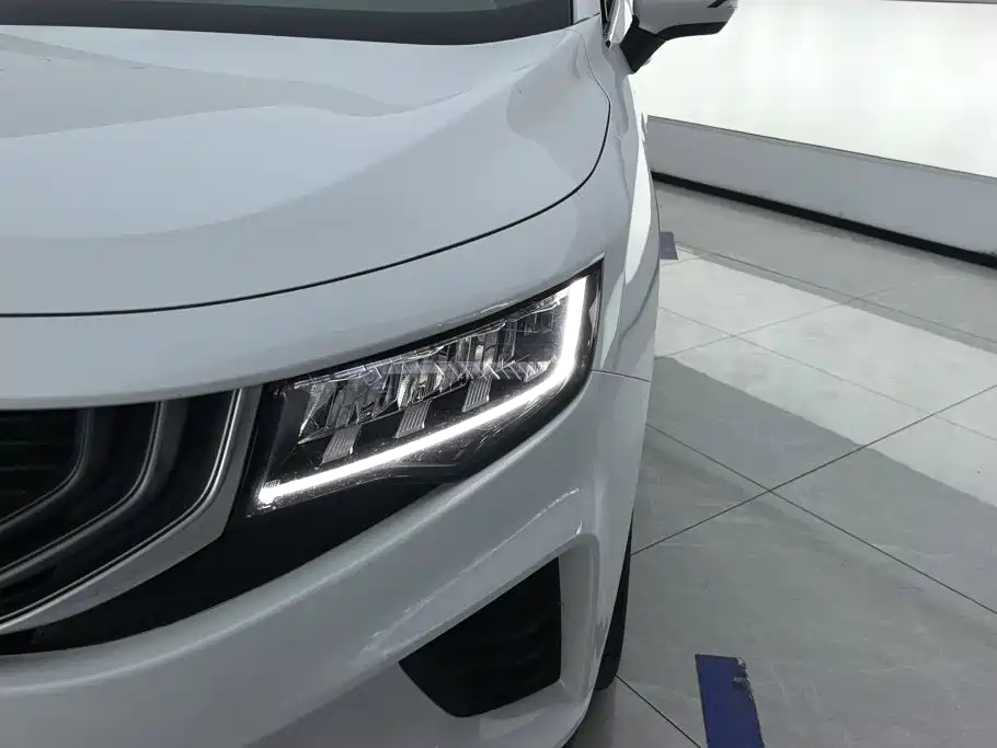 Geely Haoyue — миниатюра 5