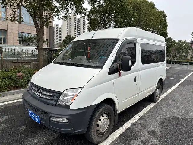 saic-maxus xintu-v80