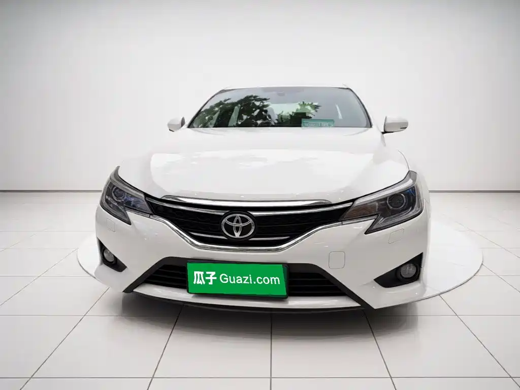 Toyota Reiz — миниатюра 2