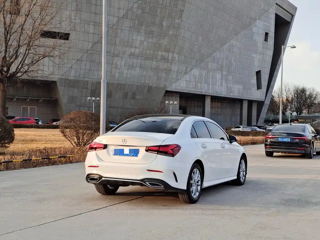 MERCEDES-BENZ A CLASS