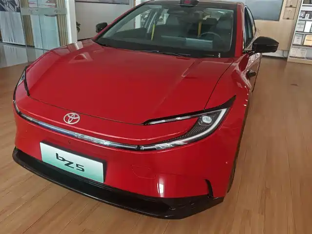 TOYOTA BZ5 2025