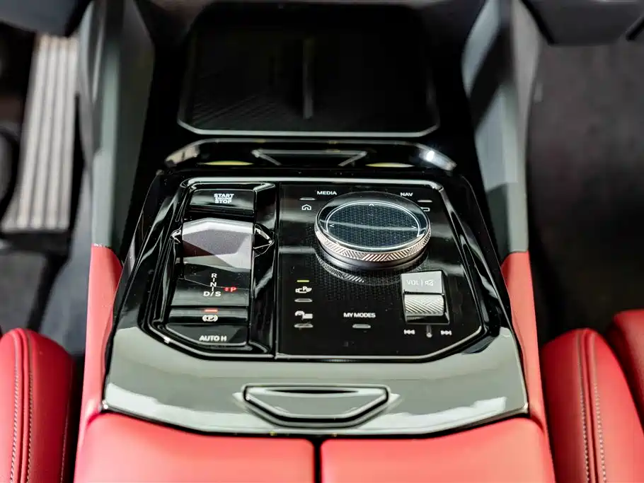 BMW 5 Series (Import) — миниатюра 15