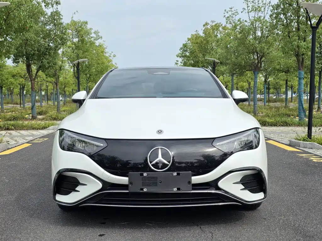 Mercedes-Benz EQE — миниатюра 2