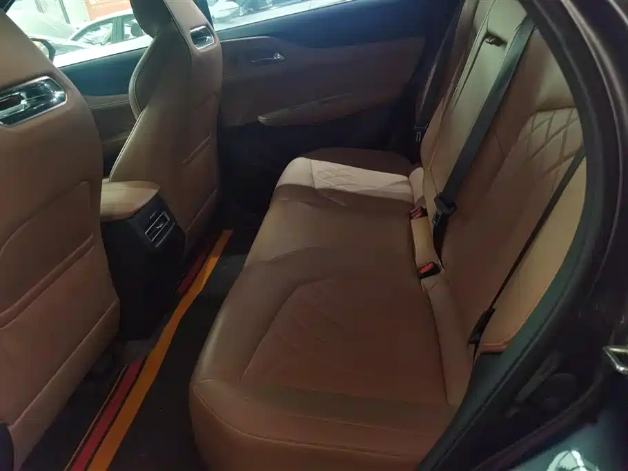 CHANGAN UNI Z NEW ENERGY