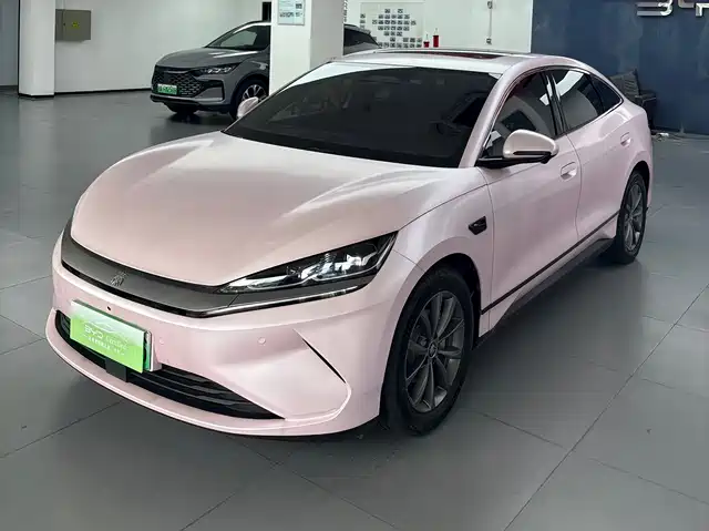 2025 BYD Qin