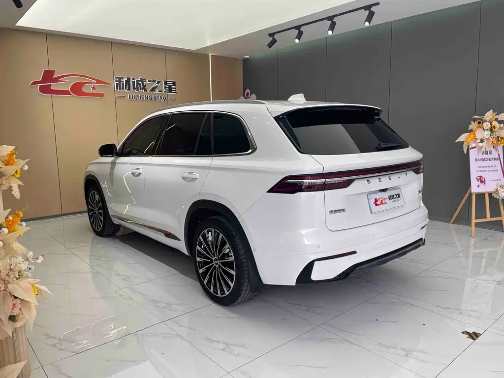Geely Xingyue L — миниатюра 11