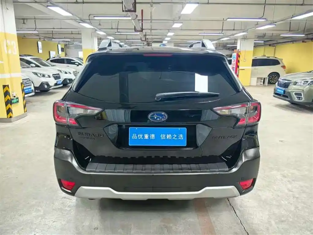 SUBARU OUTBACK