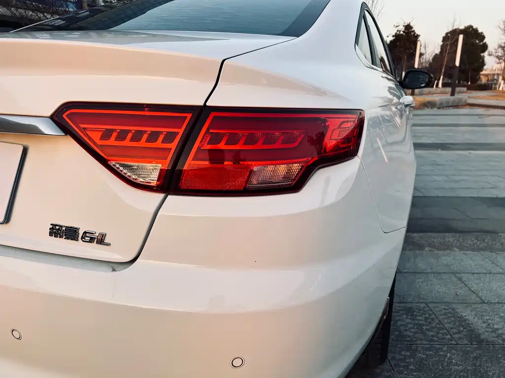 GEELY AUTOMOBILE EMGRAND GL