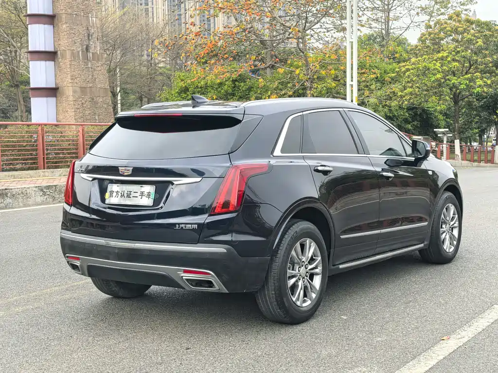 CADILLAC XT5