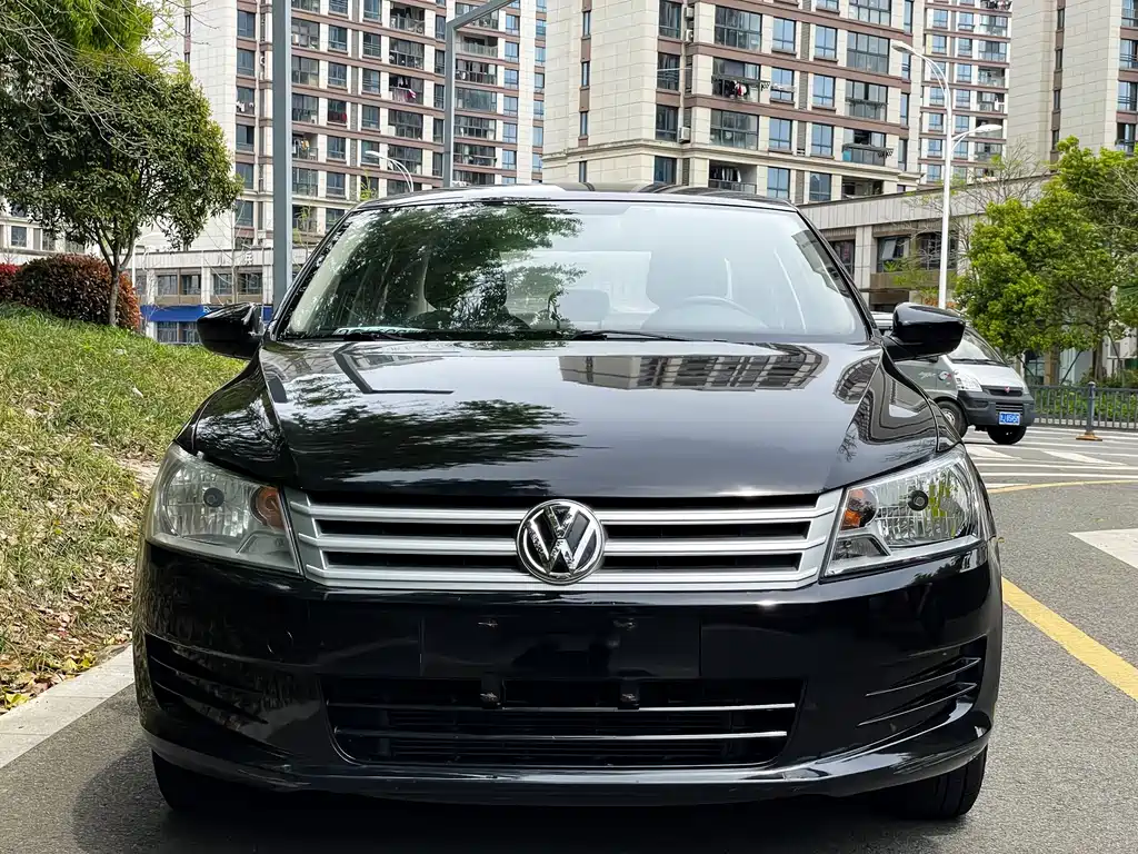 Volkswagen Santana 2013