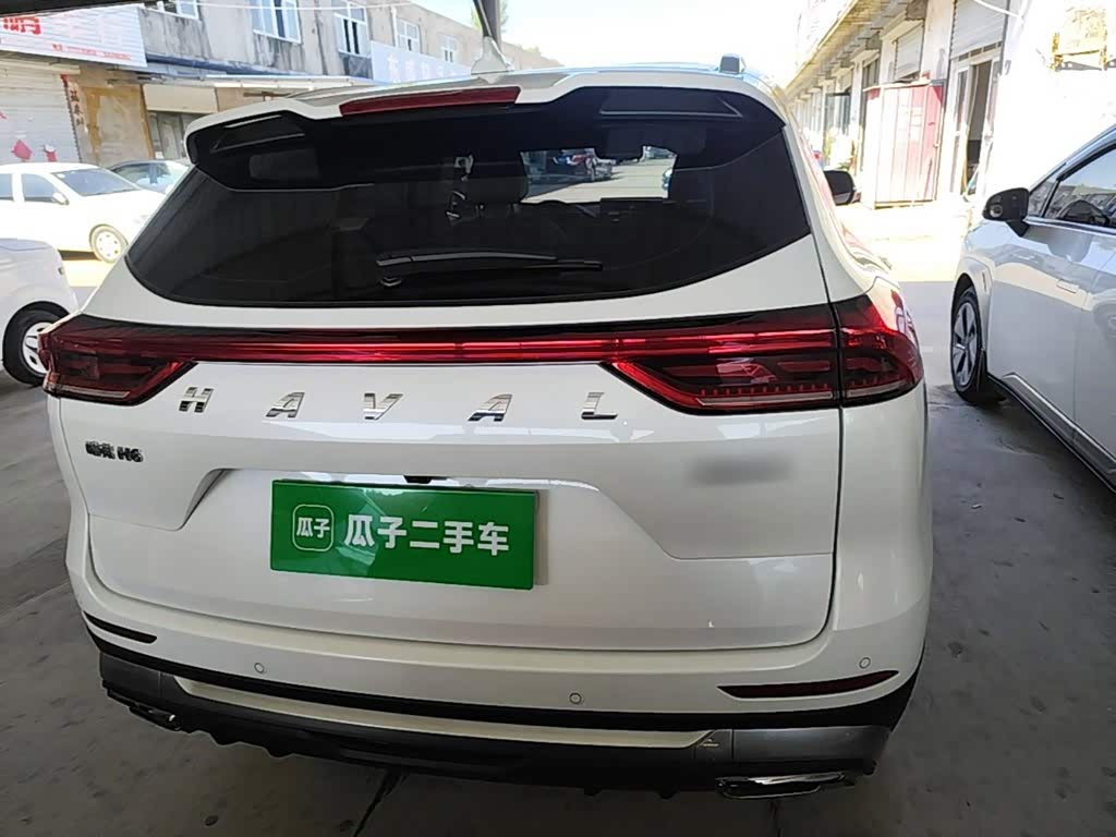 Haval Haval H6 1.5 л 2024 г. Белый, пробег 12100 км
