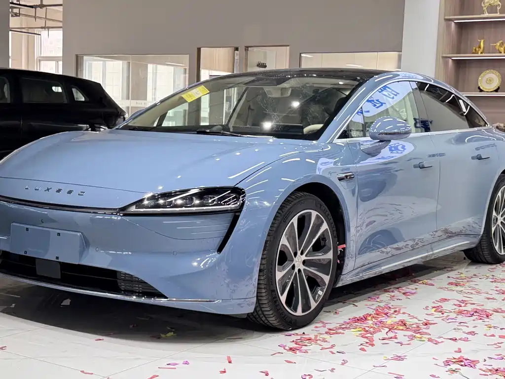 智界 Zhijie S7 2025