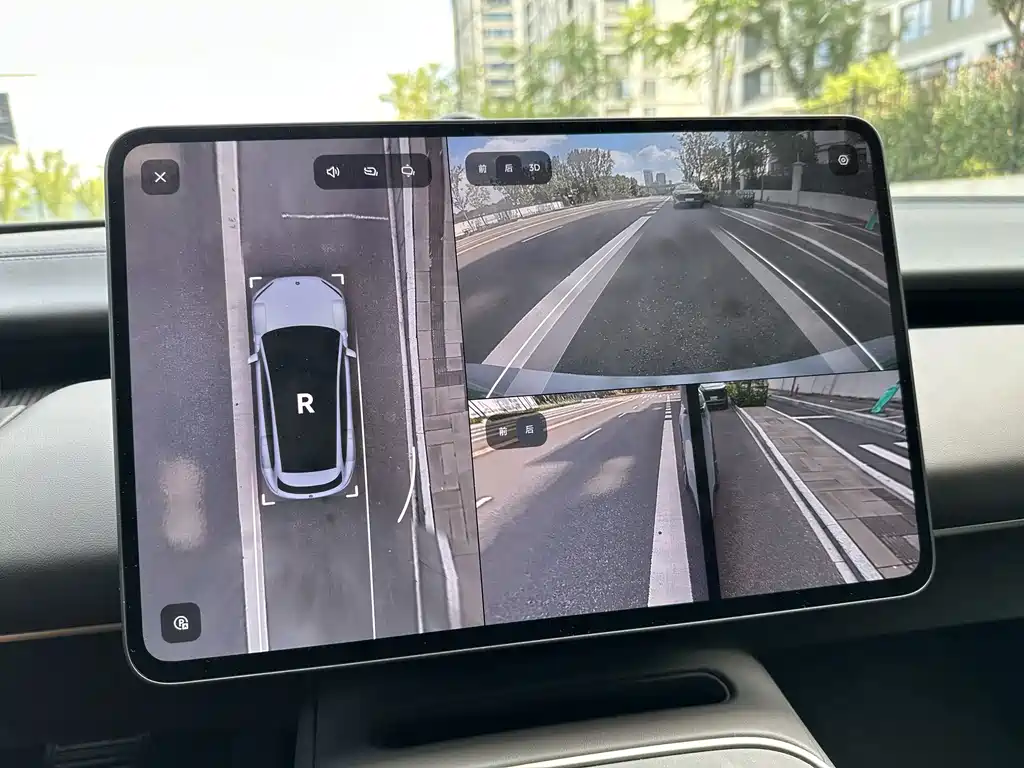 NIO ET5T — миниатюра 20