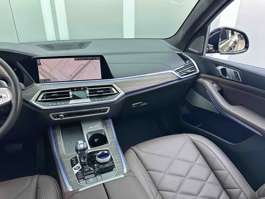 BMW X5 — миниатюра 10
