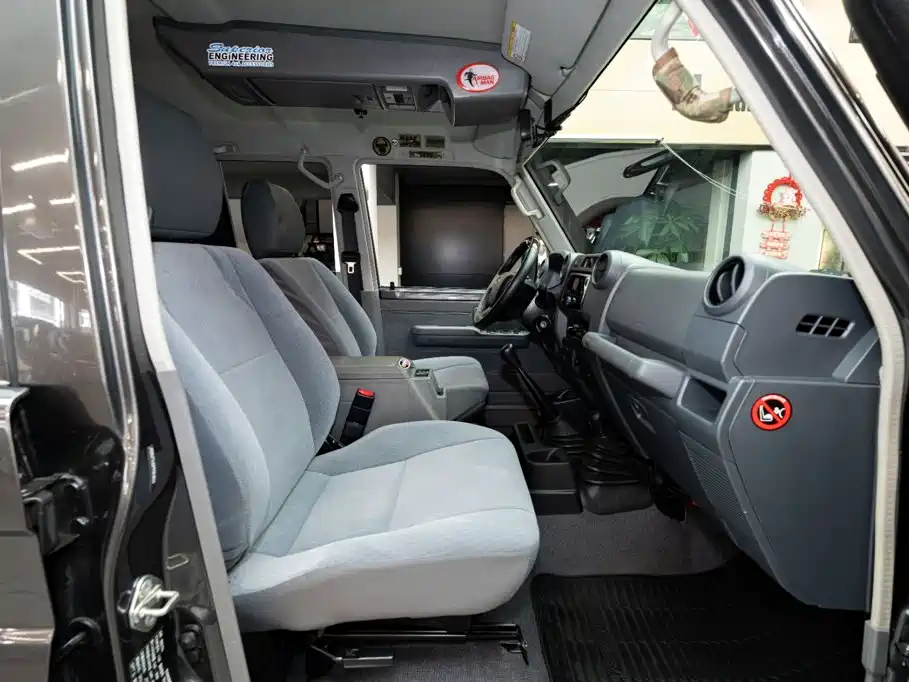 Toyota Land Cruiser — миниатюра 8