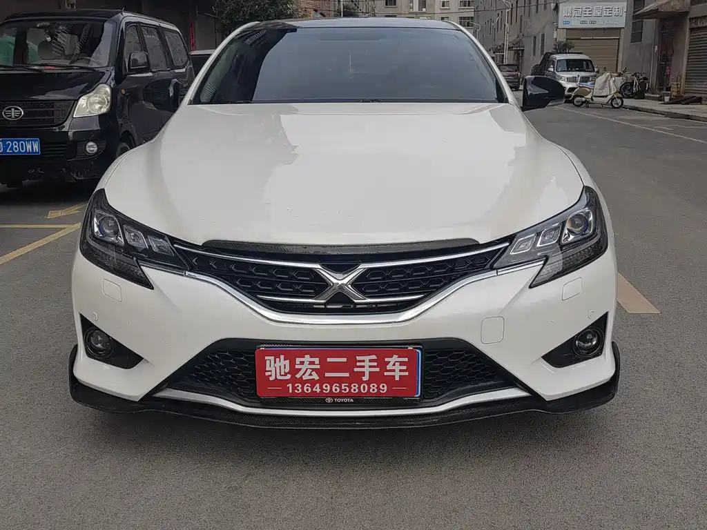 Toyota Reiz 2015