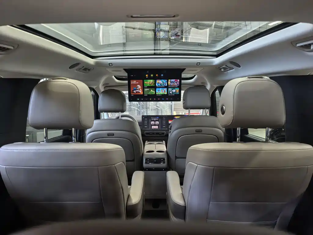 Li Auto Li MEGA — миниатюра 12