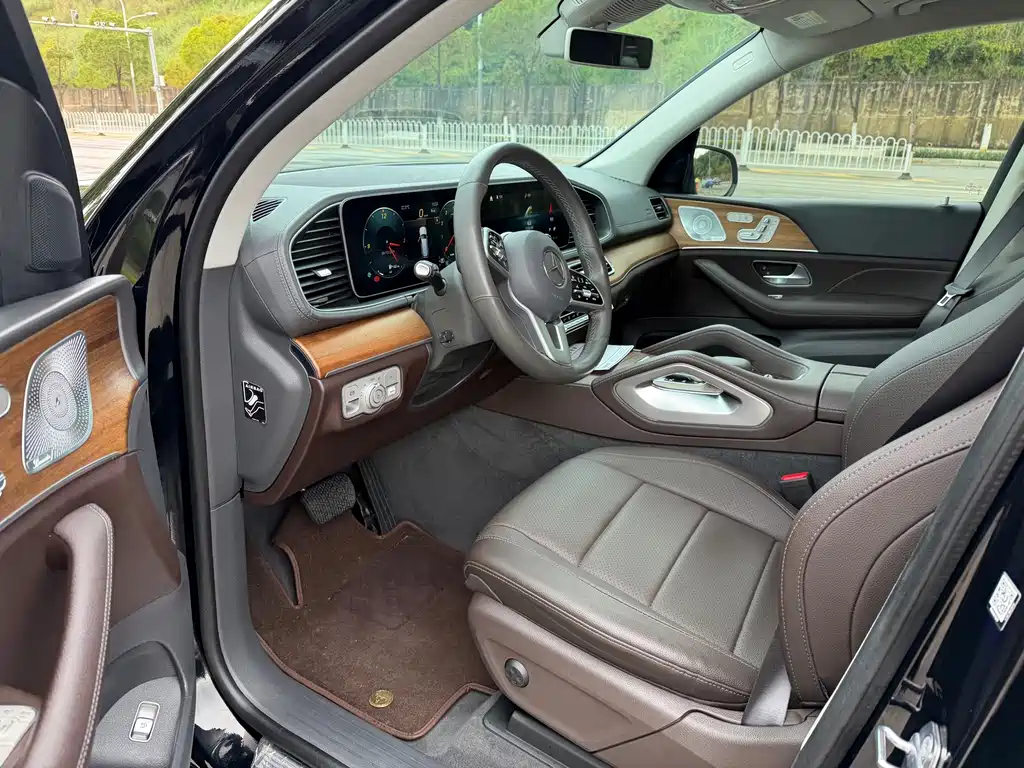 Mercedes-Benz GLS — миниатюра 3