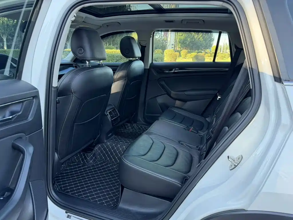 Skoda Kodiaq — миниатюра 10