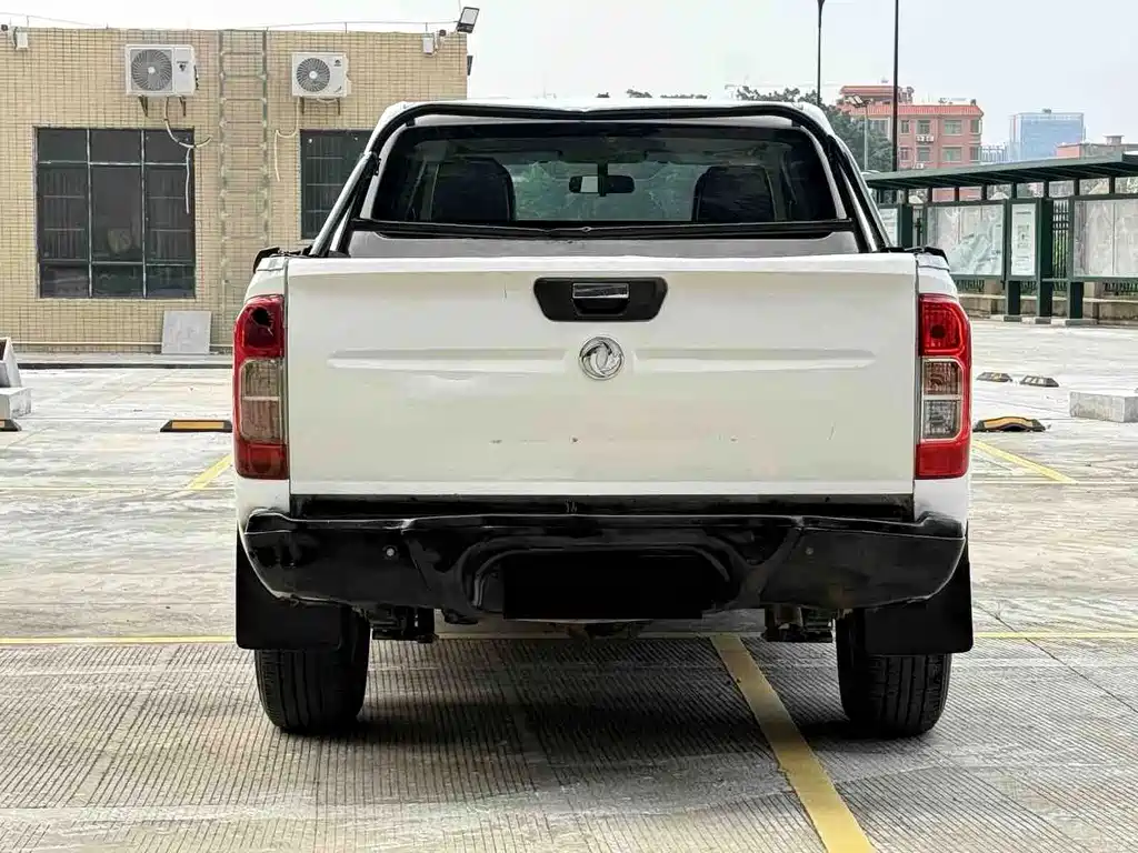 Dongfeng Rich — миниатюра 5