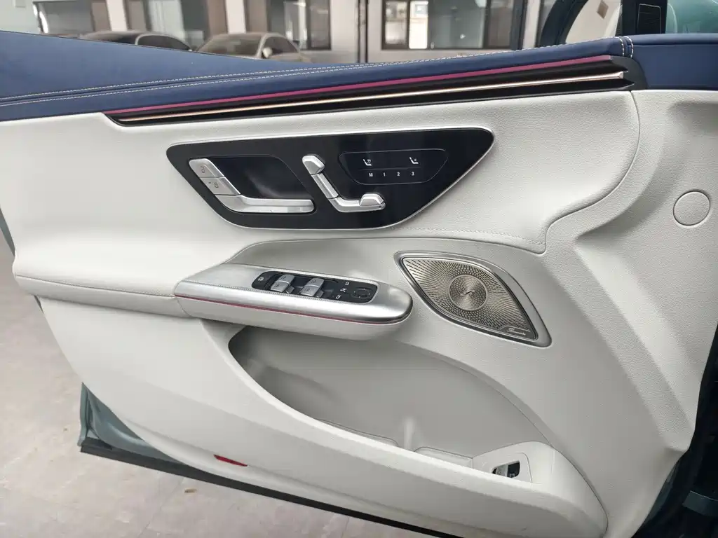 Mercedes-Benz EQE — миниатюра 5