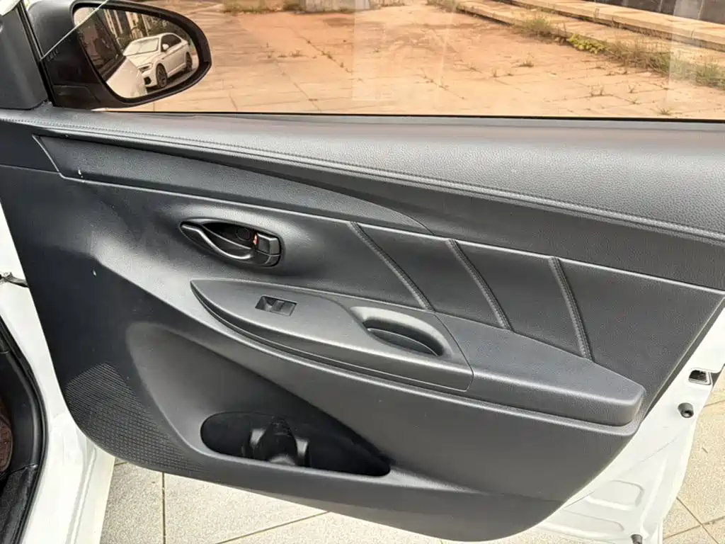 Toyota Vios — миниатюра 3