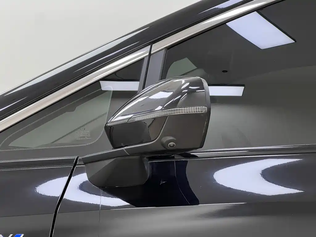 GAC Motor Trumpchi E8 PHEV — миниатюра 11