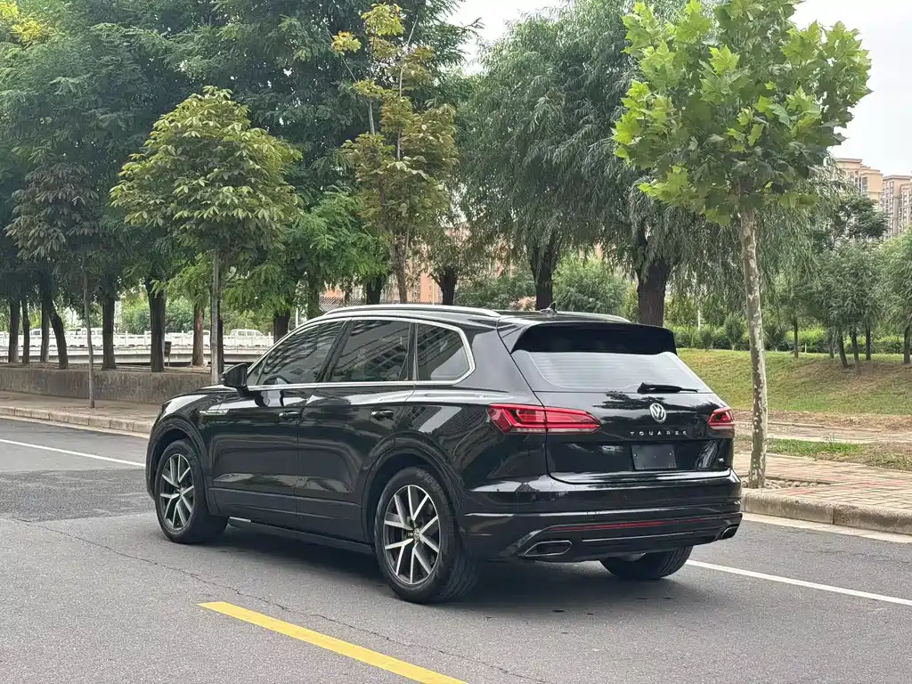 Volkswagen Touareg — миниатюра 9