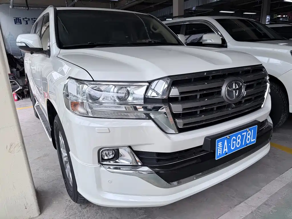 Toyota Land Cruiser — миниатюра 3